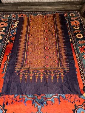 SURIN IKAT SHAWL 100% Silk patterned "matmee" ikat